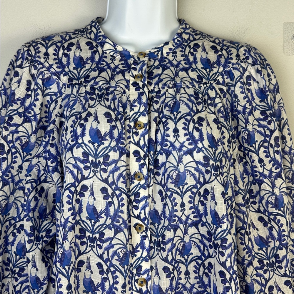 NEW Anthropologie Maeve Cockatoo Bird Blouse Button Front Shirt Balloon Sleeve M - Picture 4 of 16